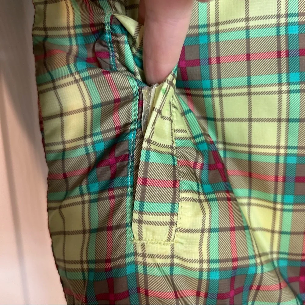 Burton Plaid and Teal Reversible Jacket Fall Kid Sz Medium Yellow Accent Zipper